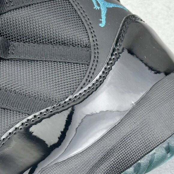 Air Jordan Retro 11LOW Women’s Iridescent High Tops - Picture 9 of 9